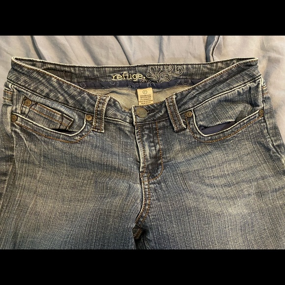 Refuge size 7 jr Jeans - Picture 2 of 3